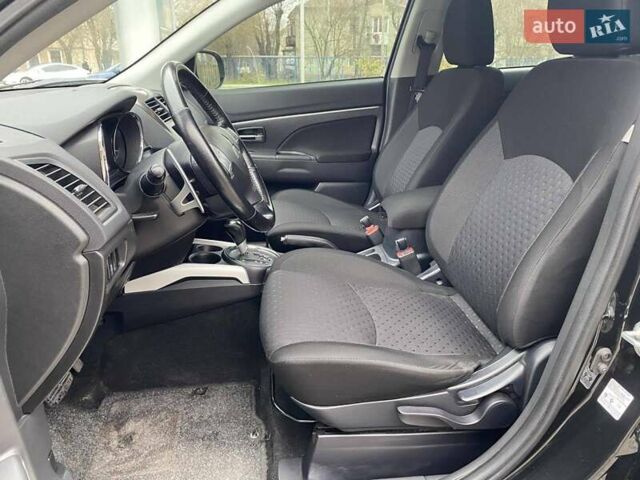 Черный Мицубиси АСХ, объемом двигателя 1.8 л и пробегом 175 тыс. км за 10900 $, фото 21 на Automoto.ua