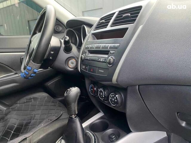 Черный Мицубиси АСХ, объемом двигателя 1.6 л и пробегом 237 тыс. км за 9390 $, фото 26 на Automoto.ua