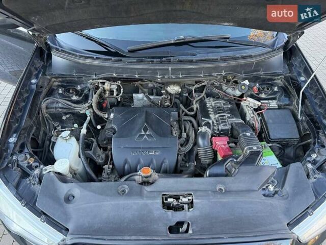 Черный Мицубиси АСХ, объемом двигателя 1.59 л и пробегом 237 тыс. км за 8900 $, фото 21 на Automoto.ua