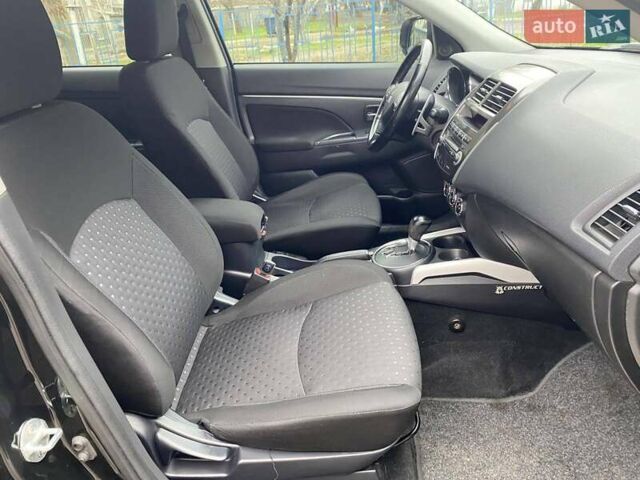 Черный Мицубиси АСХ, объемом двигателя 1.8 л и пробегом 175 тыс. км за 10900 $, фото 28 на Automoto.ua