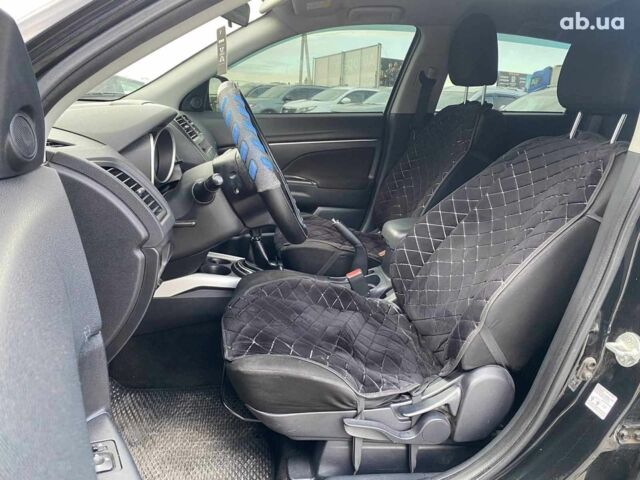 Черный Мицубиси АСХ, объемом двигателя 1.6 л и пробегом 237 тыс. км за 9390 $, фото 12 на Automoto.ua