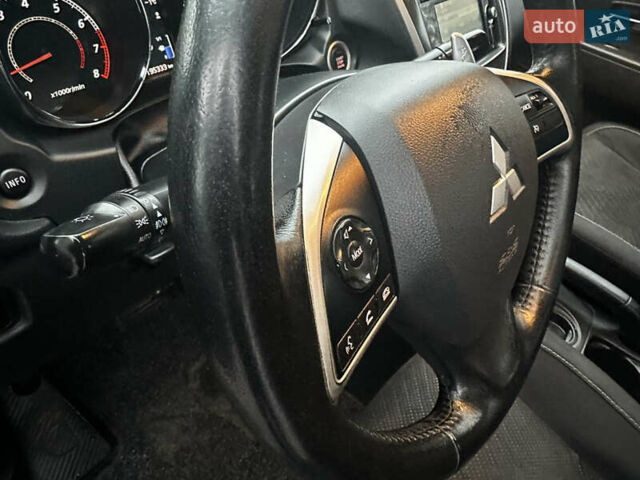 Черный Мицубиси АСХ, объемом двигателя 1.8 л и пробегом 195 тыс. км за 9000 $, фото 16 на Automoto.ua