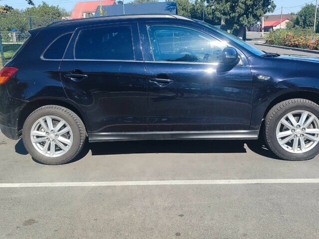 Черный Мицубиси АСХ, объемом двигателя 2.3 л и пробегом 208 тыс. км за 10700 $, фото 4 на Automoto.ua