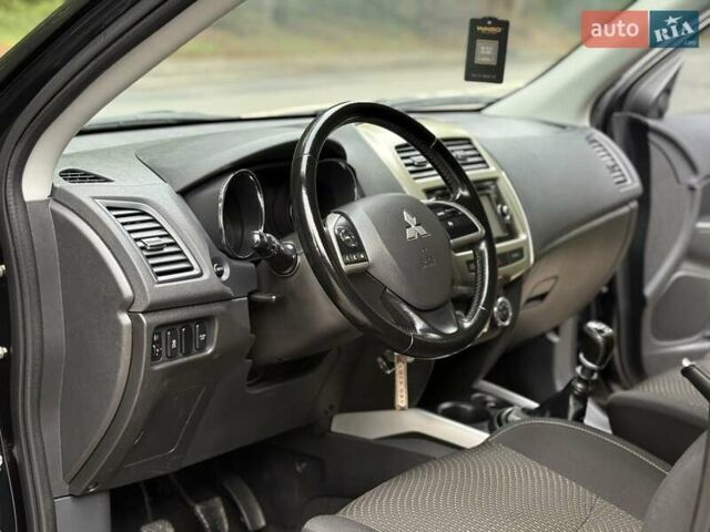 Черный Мицубиси АСХ, объемом двигателя 1.8 л и пробегом 185 тыс. км за 12300 $, фото 53 на Automoto.ua