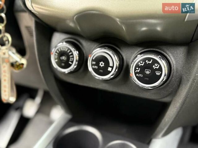 Черный Мицубиси АСХ, объемом двигателя 1.8 л и пробегом 185 тыс. км за 12300 $, фото 64 на Automoto.ua