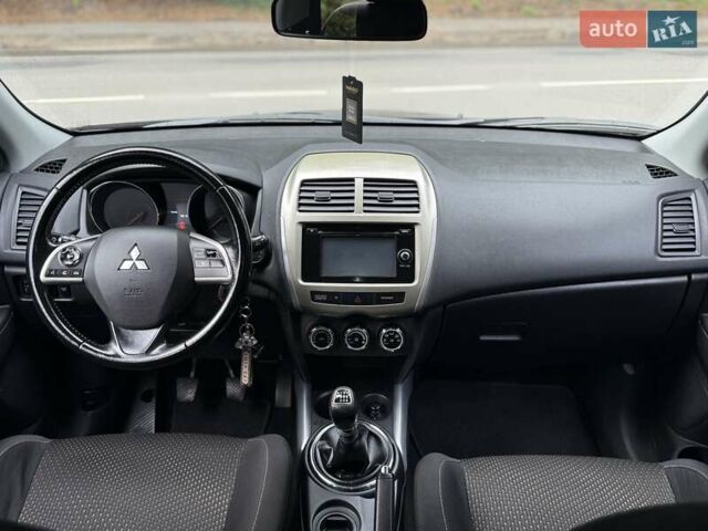 Черный Мицубиси АСХ, объемом двигателя 1.8 л и пробегом 185 тыс. км за 12300 $, фото 74 на Automoto.ua