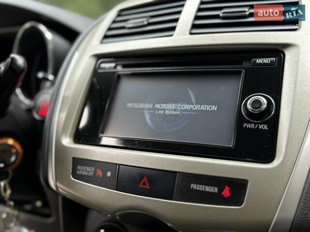 Черный Мицубиси АСХ, объемом двигателя 1.8 л и пробегом 185 тыс. км за 12300 $, фото 63 на Automoto.ua