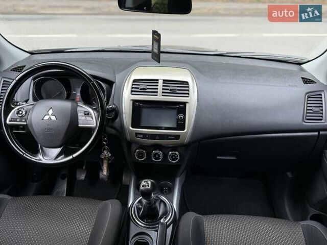 Черный Мицубиси АСХ, объемом двигателя 1.8 л и пробегом 185 тыс. км за 12300 $, фото 73 на Automoto.ua