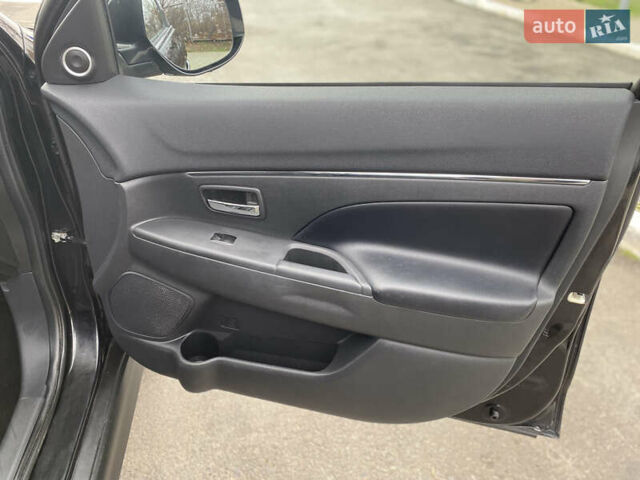 Чорний Міцубісі АСХ, об'ємом двигуна 2.3 л та пробігом 176 тис. км за 13700 $, фото 31 на Automoto.ua