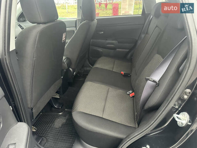 Чорний Міцубісі АСХ, об'ємом двигуна 2.3 л та пробігом 199 тис. км за 14300 $, фото 22 на Automoto.ua