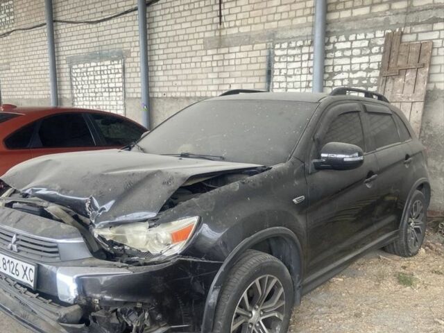 Чорний Міцубісі АСХ, об'ємом двигуна 2 л та пробігом 180 тис. км за 14000 $, фото 1 на Automoto.ua