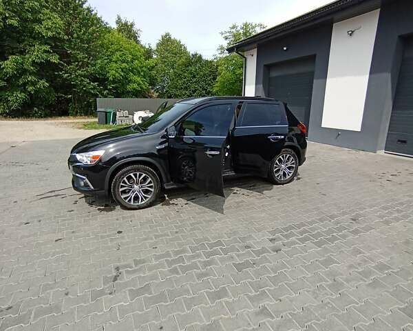 Чорний Міцубісі АСХ, об'ємом двигуна 2.3 л та пробігом 179 тис. км за 16500 $, фото 2 на Automoto.ua