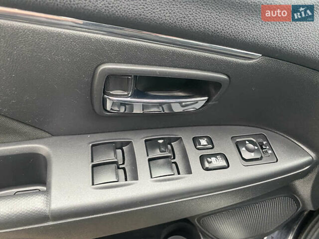 Черный Мицубиси АСХ, объемом двигателя 1.6 л и пробегом 192 тыс. км за 11400 $, фото 27 на Automoto.ua