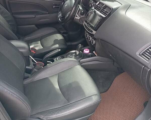 Чорний Міцубісі АСХ, об'ємом двигуна 2.3 л та пробігом 179 тис. км за 16500 $, фото 6 на Automoto.ua