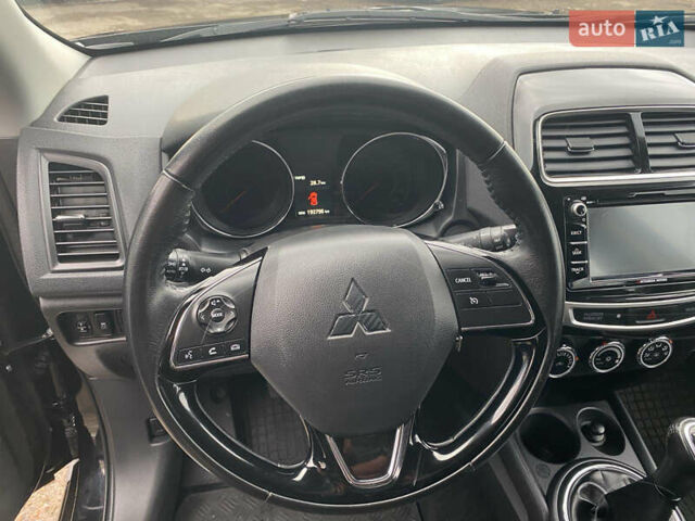 Черный Мицубиси АСХ, объемом двигателя 1.6 л и пробегом 192 тыс. км за 11400 $, фото 24 на Automoto.ua