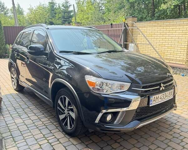 Чорний Міцубісі АСХ, об'ємом двигуна 2 л та пробігом 75 тис. км за 19000 $, фото 4 на Automoto.ua