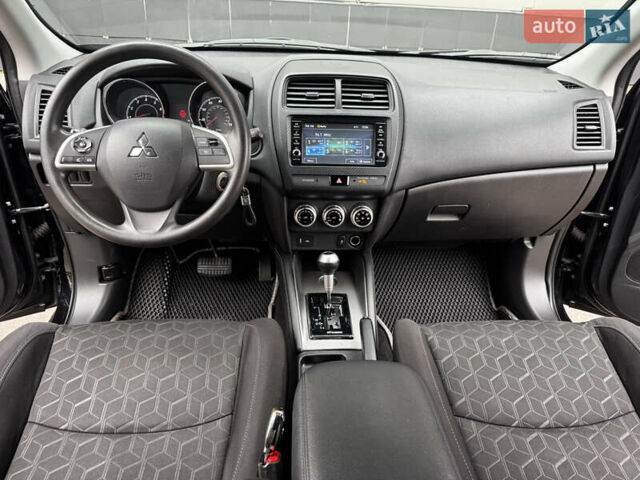 Чорний Міцубісі АСХ, об'ємом двигуна 2 л та пробігом 77 тис. км за 15999 $, фото 23 на Automoto.ua