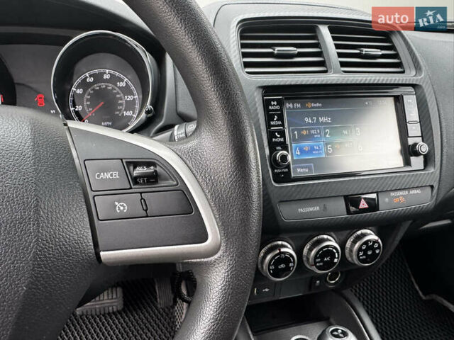 Чорний Міцубісі АСХ, об'ємом двигуна 2 л та пробігом 77 тис. км за 15999 $, фото 24 на Automoto.ua