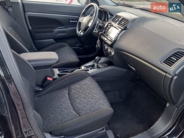 Чорний Міцубісі АСХ, об'ємом двигуна 2 л та пробігом 88 тис. км за 15200 $, фото 1 на Automoto.ua