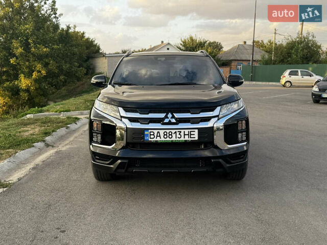 Черный Мицубиси АСХ, объемом двигателя 2.36 л и пробегом 11 тыс. км за 19900 $, фото 1 на Automoto.ua