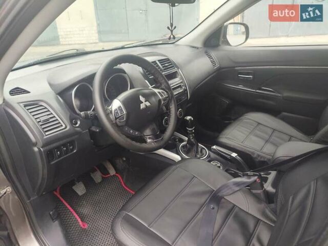 Коричневый Мицубиси АСХ, объемом двигателя 1.8 л и пробегом 300 тыс. км за 10500 $, фото 6 на Automoto.ua