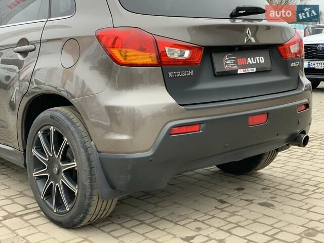 Коричневый Мицубиси АСХ, объемом двигателя 1.8 л и пробегом 202 тыс. км за 11755 $, фото 19 на Automoto.ua