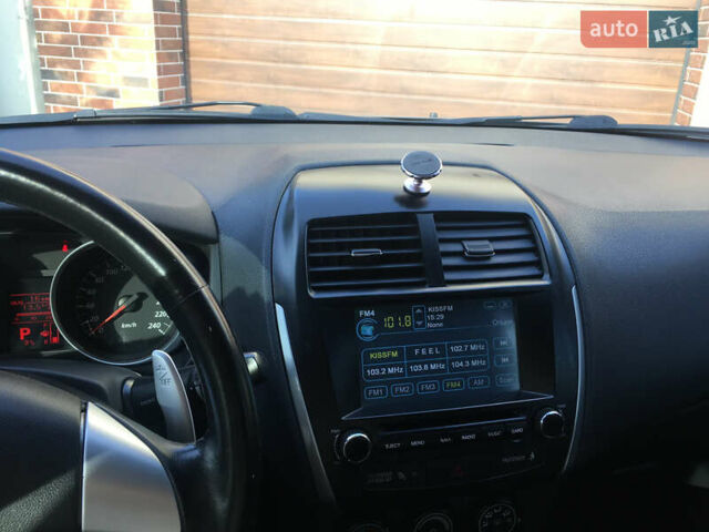 Коричневый Мицубиси АСХ, объемом двигателя 1.8 л и пробегом 112 тыс. км за 9200 $, фото 4 на Automoto.ua