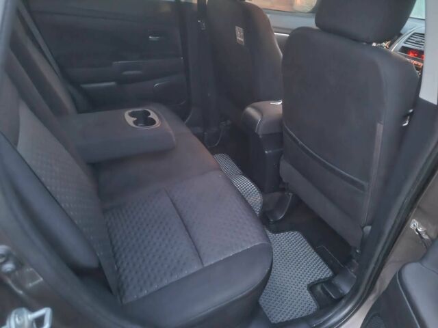 Мицубиси АСХ 2011 в Полтаве на Automoto.ua Коричневый Мицубиси АСХ, объемом двигателя 1.8 л и пробегом 183 тыс. км за 9700 $, фото 5 на Automoto.ua