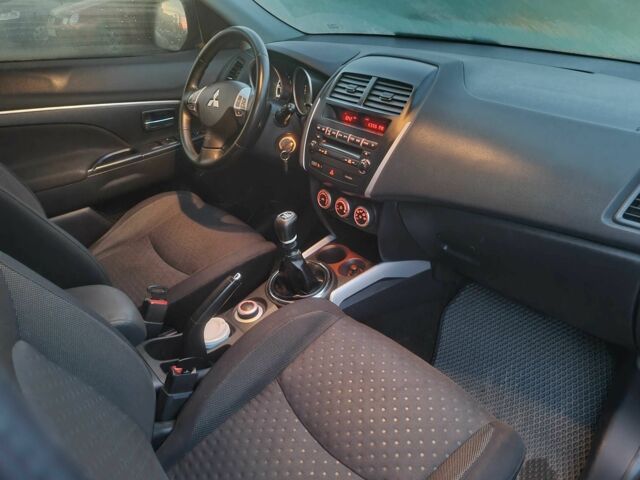 Мицубиси АСХ 2011 в Полтаве на Automoto.ua Коричневый Мицубиси АСХ, объемом двигателя 1.8 л и пробегом 183 тыс. км за 9700 $, фото 3 на Automoto.ua
