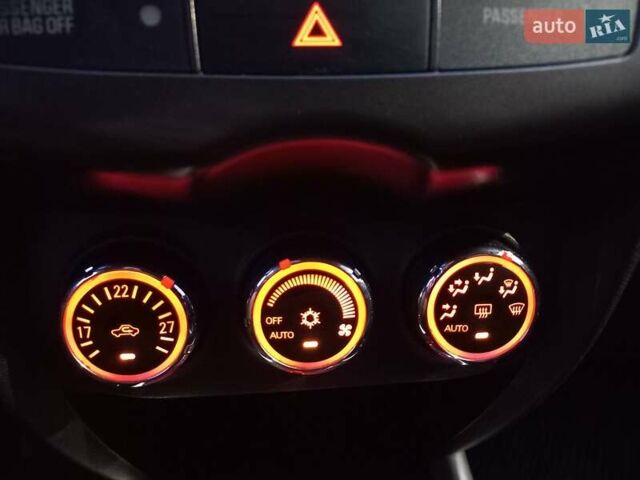 Коричневий Міцубісі АСХ, об'ємом двигуна 1.8 л та пробігом 238 тис. км за 8999 $, фото 35 на Automoto.ua