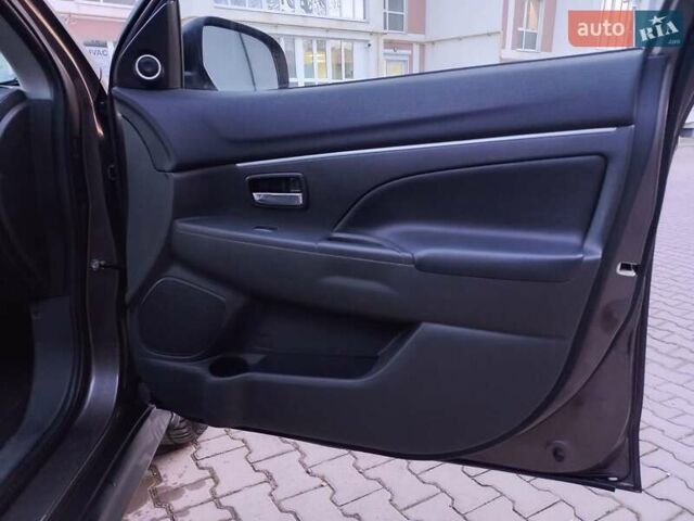 Коричневий Міцубісі АСХ, об'ємом двигуна 1.8 л та пробігом 238 тис. км за 8999 $, фото 23 на Automoto.ua