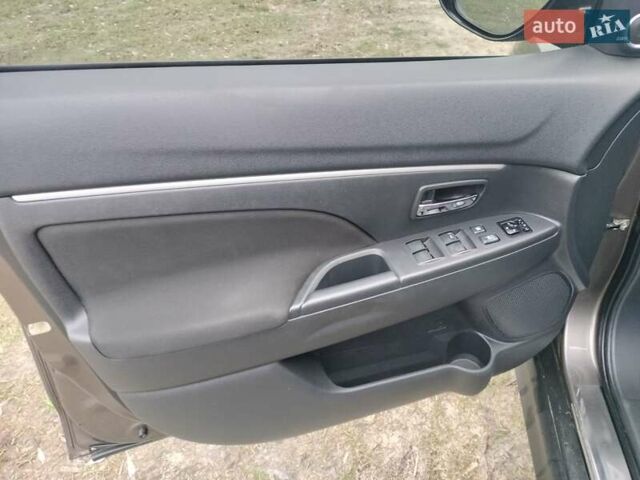 Коричневий Міцубісі АСХ, об'ємом двигуна 1.59 л та пробігом 279 тис. км за 10500 $, фото 5 на Automoto.ua