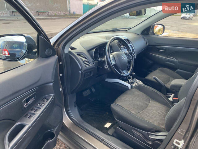 Коричневый Мицубиси АСХ, объемом двигателя 2.2 л и пробегом 238 тыс. км за 12500 $, фото 18 на Automoto.ua