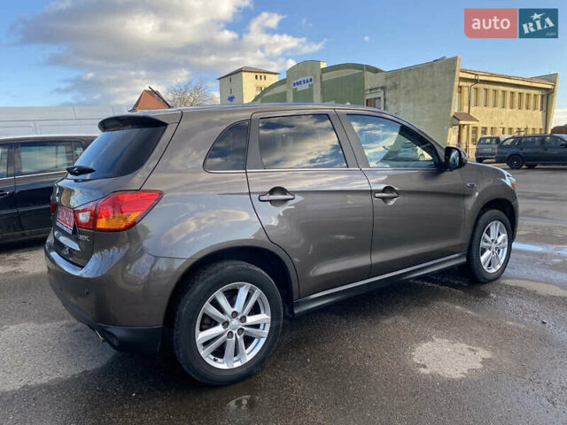 Коричневый Мицубиси АСХ, объемом двигателя 2.2 л и пробегом 238 тыс. км за 12500 $, фото 16 на Automoto.ua