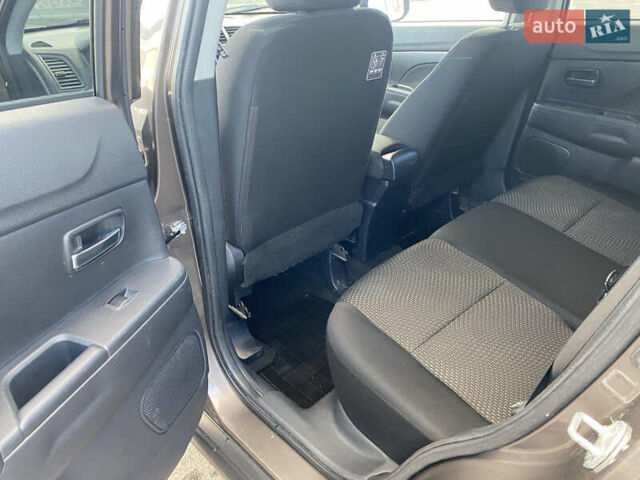 Коричневый Мицубиси АСХ, объемом двигателя 2.2 л и пробегом 238 тыс. км за 12500 $, фото 25 на Automoto.ua