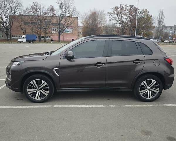 Коричневый Мицубиси АСХ, объемом двигателя 2 л и пробегом 40 тыс. км за 20000 $, фото 5 на Automoto.ua