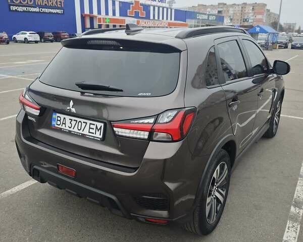 Коричневый Мицубиси АСХ, объемом двигателя 2 л и пробегом 40 тыс. км за 20000 $, фото 11 на Automoto.ua