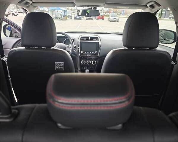 Коричневый Мицубиси АСХ, объемом двигателя 2 л и пробегом 40 тыс. км за 20000 $, фото 22 на Automoto.ua