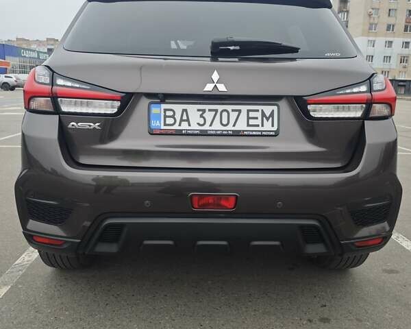 Коричневый Мицубиси АСХ, объемом двигателя 2 л и пробегом 40 тыс. км за 20000 $, фото 9 на Automoto.ua