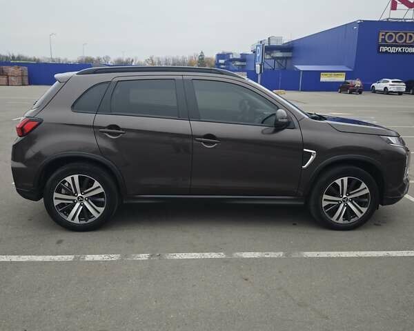 Коричневый Мицубиси АСХ, объемом двигателя 2 л и пробегом 40 тыс. км за 20000 $, фото 12 на Automoto.ua