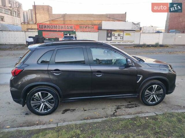 Коричневий Міцубісі АСХ, об'ємом двигуна 2 л та пробігом 30 тис. км за 23000 $, фото 4 на Automoto.ua