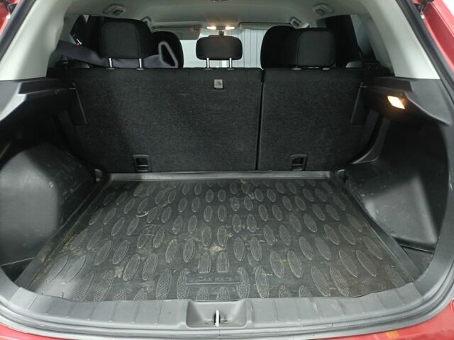 Красный Мицубиси АСХ, объемом двигателя 2 л и пробегом 128 тыс. км за 13200 $, фото 7 на Automoto.ua