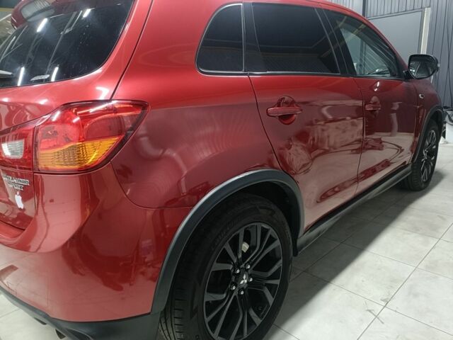 Красный Мицубиси АСХ, объемом двигателя 2 л и пробегом 128 тыс. км за 13200 $, фото 3 на Automoto.ua