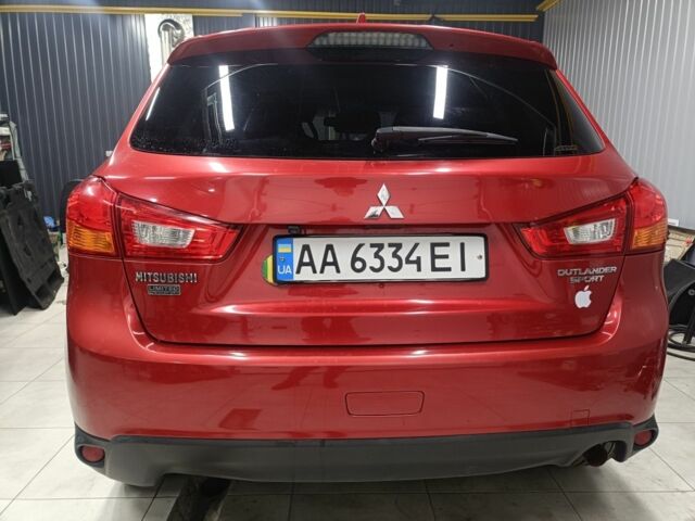 Красный Мицубиси АСХ, объемом двигателя 2 л и пробегом 128 тыс. км за 13200 $, фото 2 на Automoto.ua