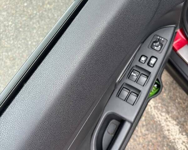 Красный Мицубиси АСХ, объемом двигателя 1.59 л и пробегом 150 тыс. км за 9000 $, фото 12 на Automoto.ua