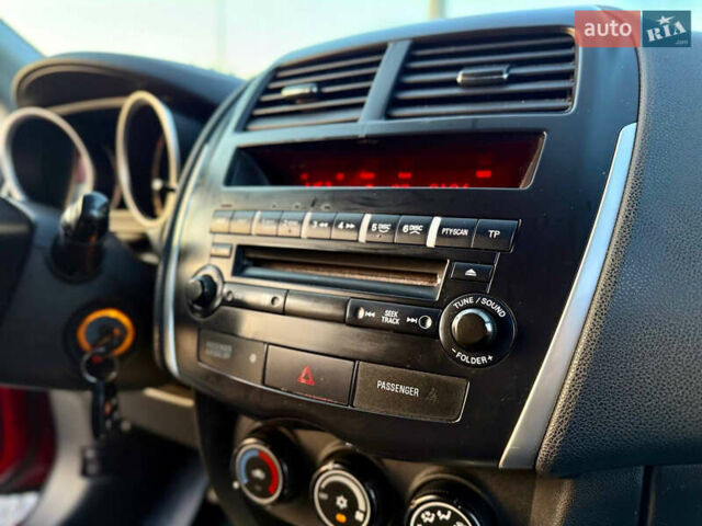 Красный Мицубиси АСХ, объемом двигателя 1.59 л и пробегом 246 тыс. км за 9350 $, фото 35 на Automoto.ua