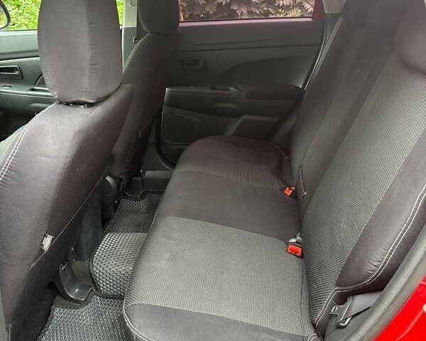 Красный Мицубиси АСХ, объемом двигателя 1.59 л и пробегом 150 тыс. км за 9000 $, фото 11 на Automoto.ua