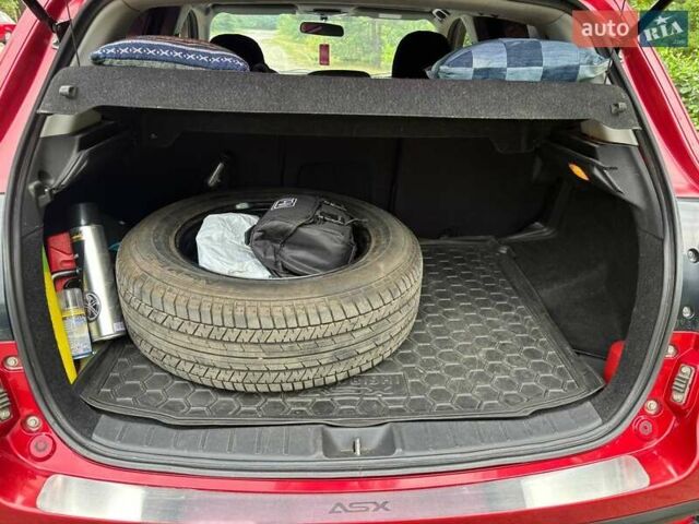 Красный Мицубиси АСХ, объемом двигателя 1.59 л и пробегом 150 тыс. км за 9000 $, фото 7 на Automoto.ua