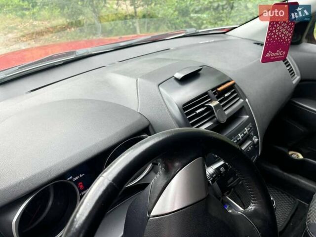 Красный Мицубиси АСХ, объемом двигателя 1.59 л и пробегом 150 тыс. км за 9000 $, фото 14 на Automoto.ua