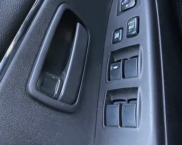 Мицубиси АСХ 2013 в Яворове на Automoto.ua Красный Мицубиси АСХ, объемом двигателя 1.83 л и пробегом 63 тыс. км за 12300 $, фото 4 на Automoto.ua